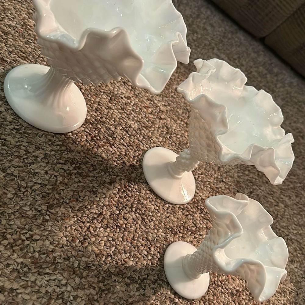 Set of three candy dishes